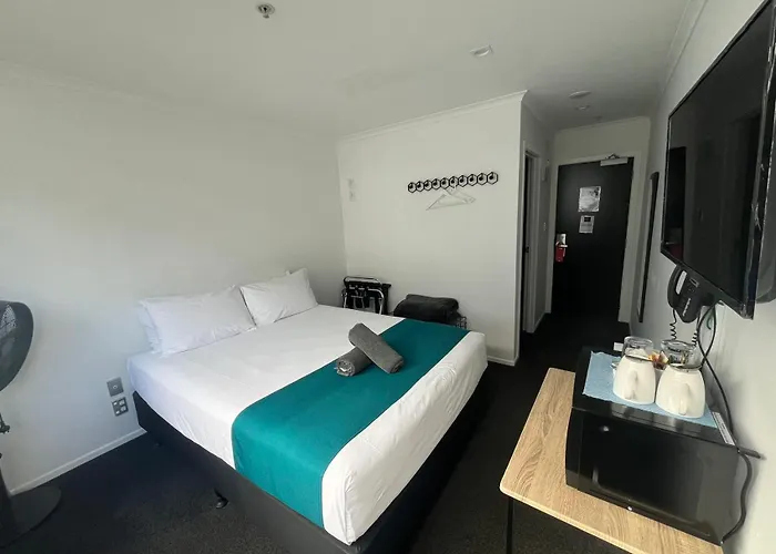 Budget King Room